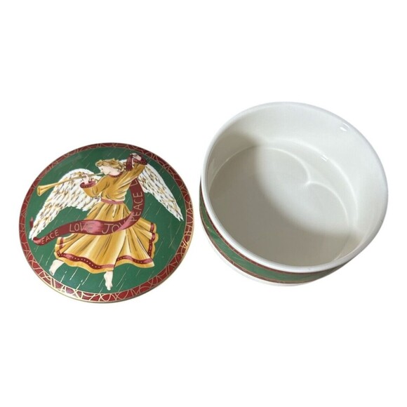 Mikasa Wings of Joy Christmas Trinket Box Porcelain 5'' Peace Joy Love Vtg 1990s - Picture 4 of 6